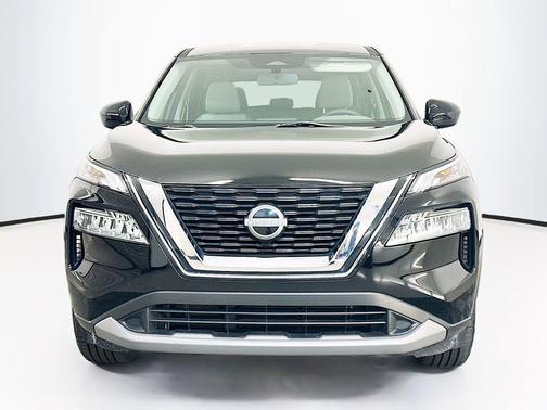 Super Black 2023 Nissan Rogue SV