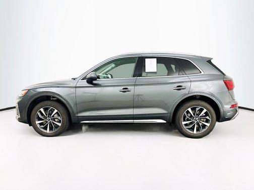 2022 Audi Q5 45 S line Premium Plus