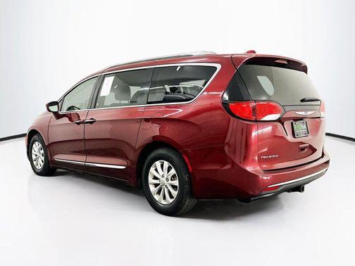 2018 Chrysler Pacifica Touring-L