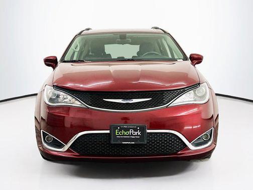 2018 Chrysler Pacifica Touring-L