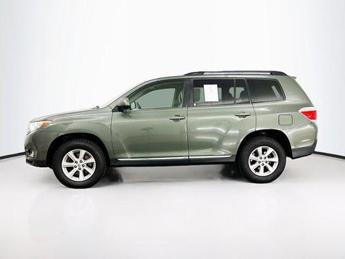 2013 Toyota Highlander SE