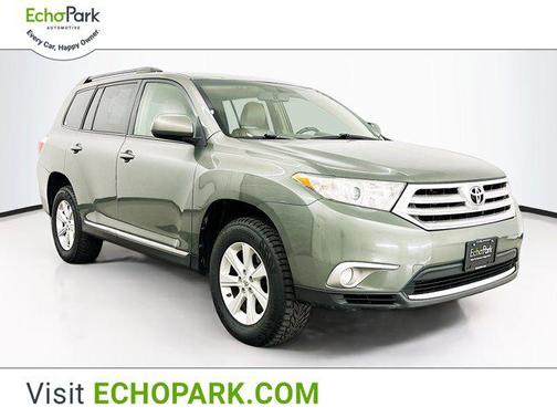 2013 Toyota Highlander SE
