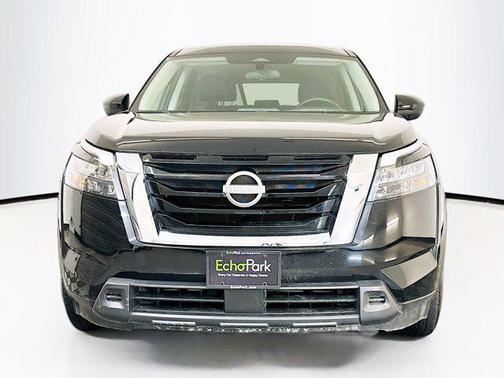 2024 Nissan Pathfinder S 4WD