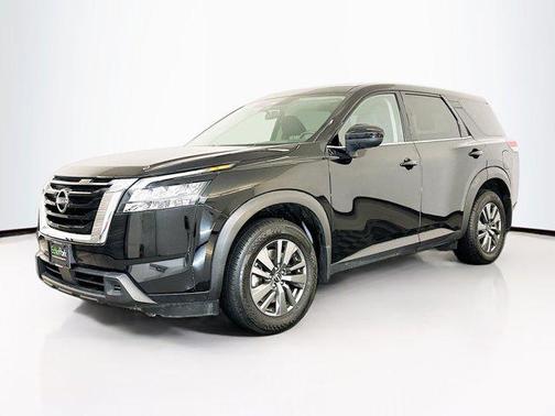 2024 Nissan Pathfinder S 4WD