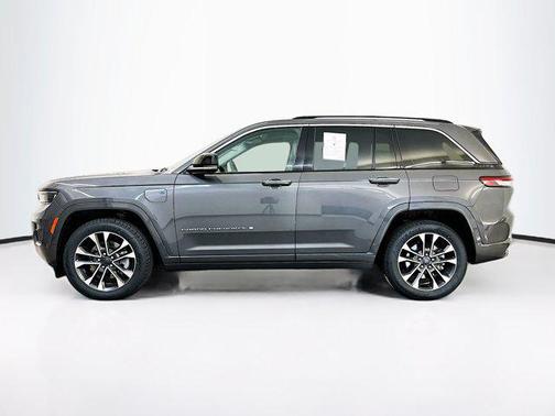 Baltic Gray Metallic Clearcoat 2022 Jeep Grand Cherokee 4xe Overland