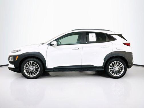 2021 Hyundai KONA SEL Plus