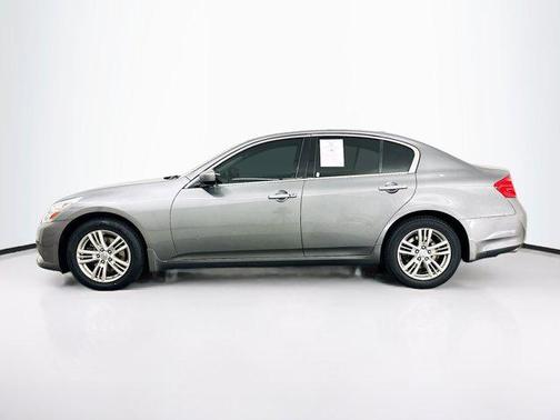 2011 INFINITI G37x Base