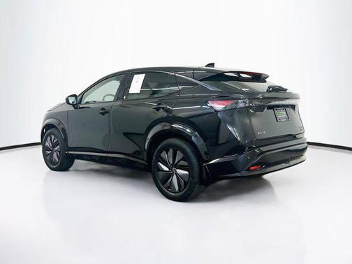 Black Diamond Pearl 2024 Nissan ARIYA ENGAGE