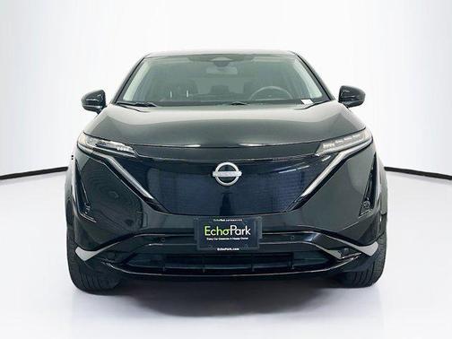 Black Diamond Pearl 2024 Nissan ARIYA ENGAGE