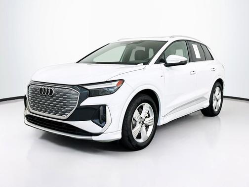 Glacier White Metallic 2024 Audi Q4 e-tron Premium 55 quattro