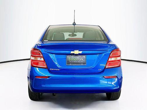 2018 Chevrolet Sonic LT