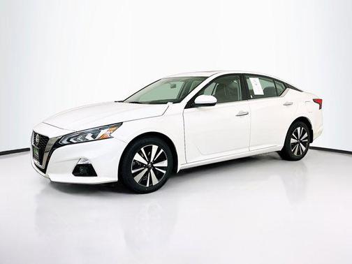 2022 Nissan Altima 2.5 SL