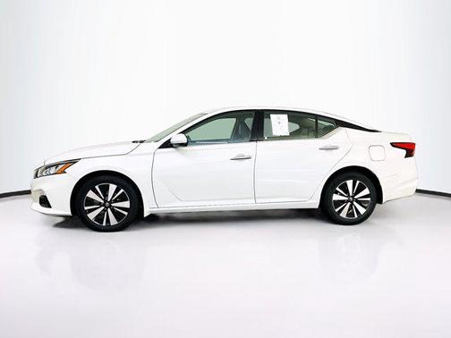 2022 Nissan Altima 2.5 SL