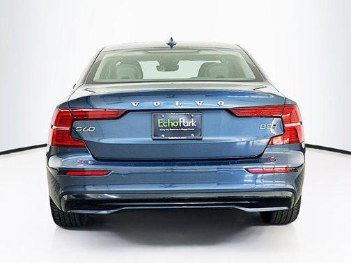 2025 Volvo S60 B5 Core