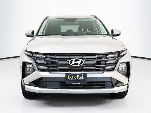 Shimmering Silver 2025 Hyundai TUCSON SEL