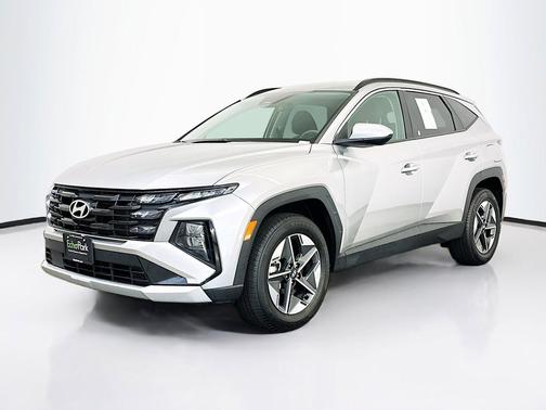 Shimmering Silver 2025 Hyundai TUCSON SEL