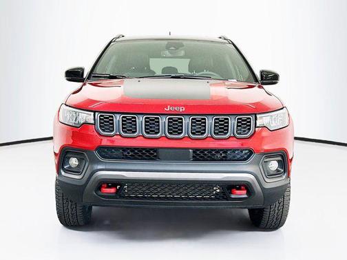 Red Hot Pearlcoat 2025 Jeep Compass Trailhawk