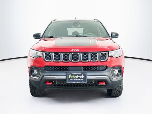 Red Hot Pearlcoat 2025 Jeep Compass Trailhawk