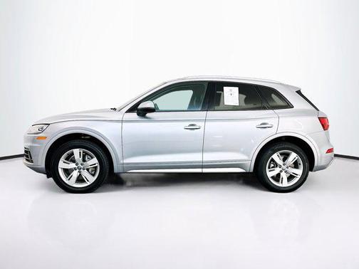 Florett Silver Metallic 2018 Audi Q5 2.0T Tech Premium