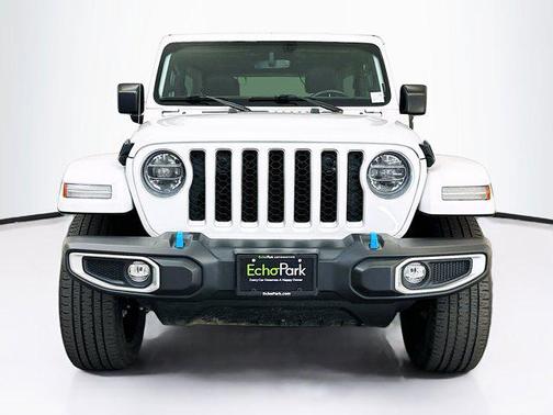 Bright White Clearcoat 2022 Jeep Wrangler Unlimited 4xe Sahara