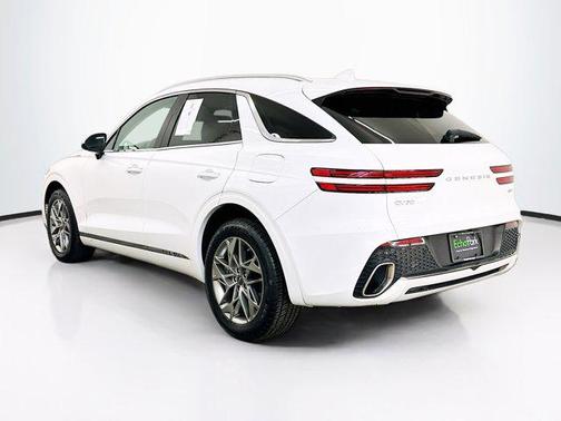 Uyuni White 2025 Genesis GV70 2.5T AWD