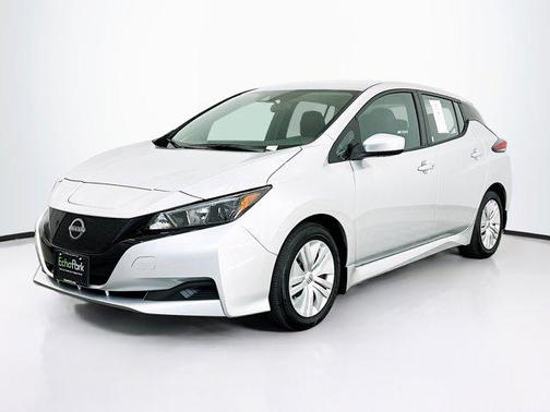 2025 Nissan Leaf S
