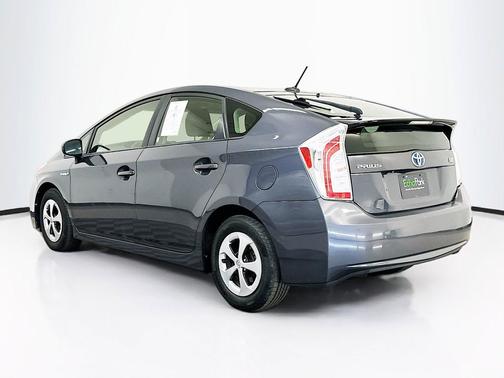 Winter Gray Metallic 2013 Toyota Prius Three