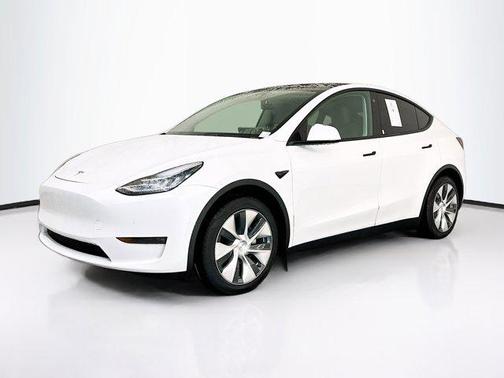 Pearl White Multi-Coat 2023 Tesla Model Y Long Range Dual Motor All-Wheel Drive