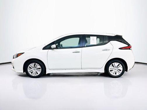 2025 Nissan Leaf S