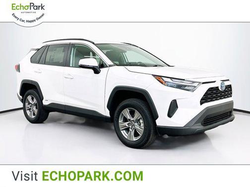 2024 Toyota RAV4 Hybrid LE