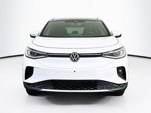 Opal White w/Black Roof 2023 Volkswagen ID.4 Pro S Plus
