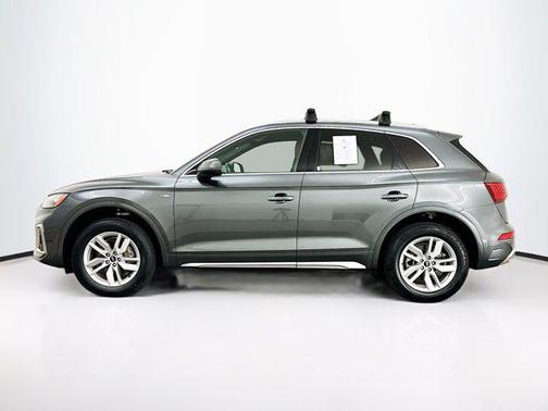 2022 Audi Q5 45 S line Premium
