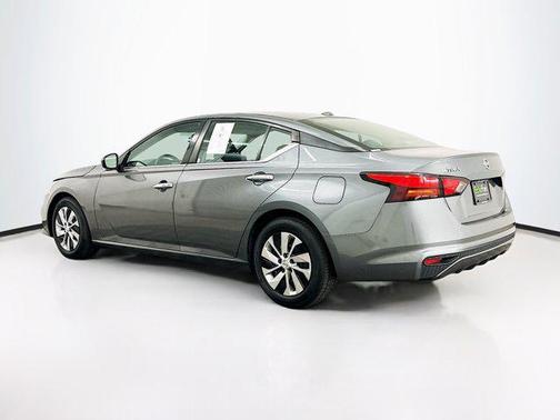 2020 Nissan Altima S FWD