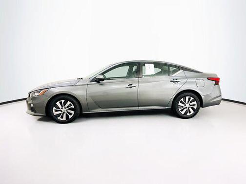 2020 Nissan Altima S FWD