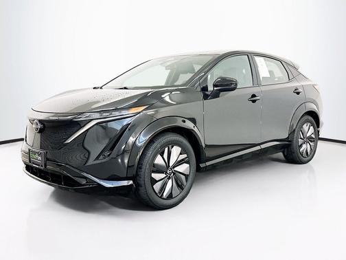 Black Diamond Pearl 2024 Nissan ARIYA ENGAGE+