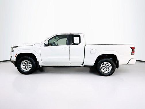 Glacier White 2024 Nissan Frontier SV