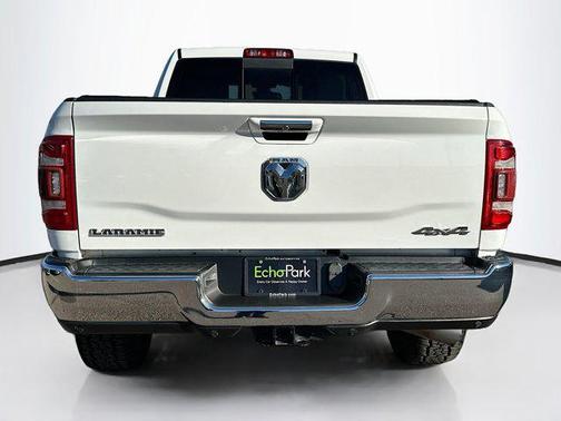 2020 RAM 2500 Laramie Crew Cab 4X4 6'4' Box