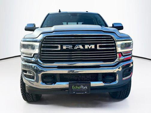 2020 RAM 2500 Laramie Crew Cab 4X4 6'4' Box