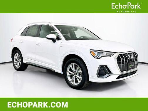 2025 Audi Q3 Premium 45 TFSI S line quattro Tiptronic