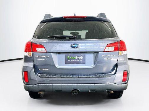 Carbide Gray Metallic 2014 Subaru Outback 3.6R Limited