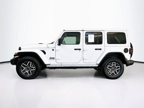 2025 Jeep Wrangler 4-Door Sahara 4x4