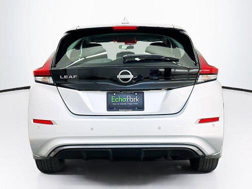 Brilliant Silver Metallic 2024 Nissan Leaf S