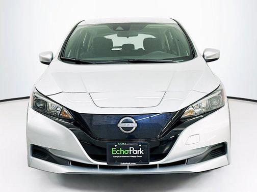 Brilliant Silver Metallic 2024 Nissan Leaf S