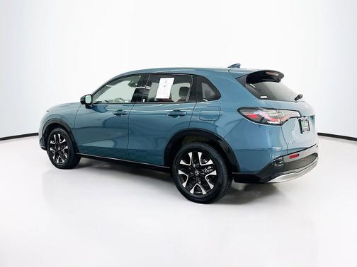 Modern Steel Metallic 2026 Honda HR-V EX-L