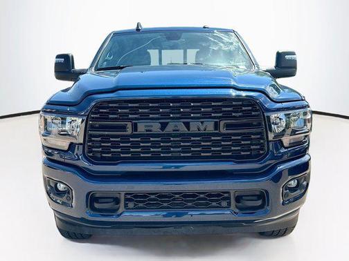 Patriot Blue Pearlcoat 2024 RAM 2500 Big Horn Crew Cab 4x4 6'4' Box