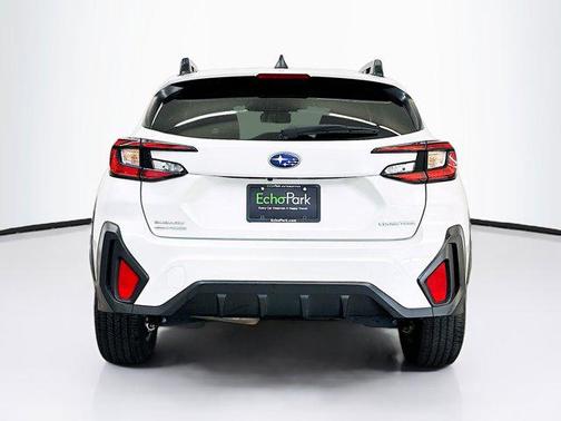 Crystal White Pearl 2025 Subaru Crosstrek Premium
