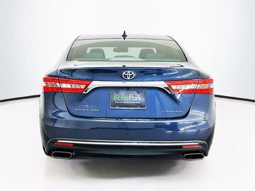 2016 Toyota Avalon Limited
