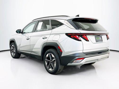 Shimmering Silver 2025 Hyundai TUCSON SEL