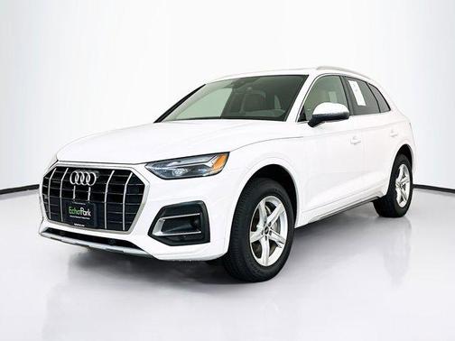 Ibis White 2023 Audi Q5 40 Premium
