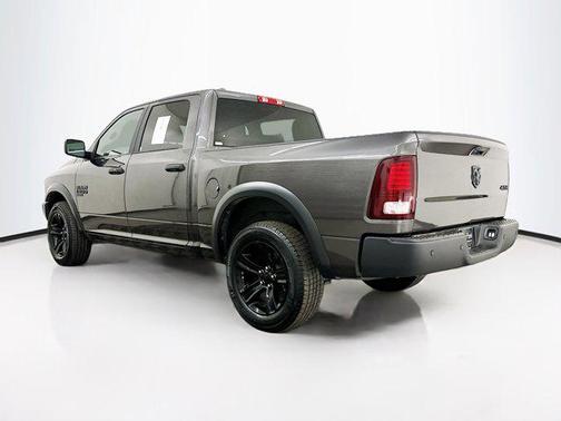 2024 RAM 1500 Classic Warlock Crew Cab 4x4 5'7' Box